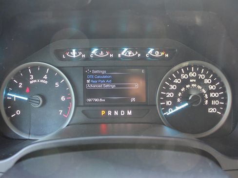 Used 2018 Ford F150 XLT w/ Equipment Group 302A Luxury AWD/4WD image 13