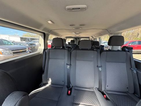Used 2024 Ford Transit 350 XLT image 27