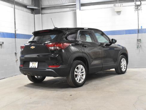 Used 2023 Chevrolet TrailBlazer LS FWD image 28
