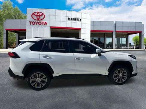 Used 2023 Toyota RAV4 Limited image 31