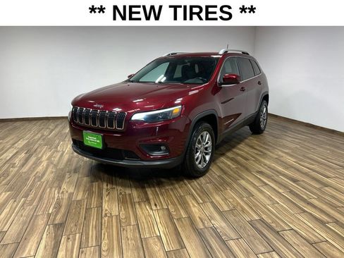 Certified 2019 Jeep Cherokee Latitude Plus w/ Cold Weather Group AWD/4WD image 6