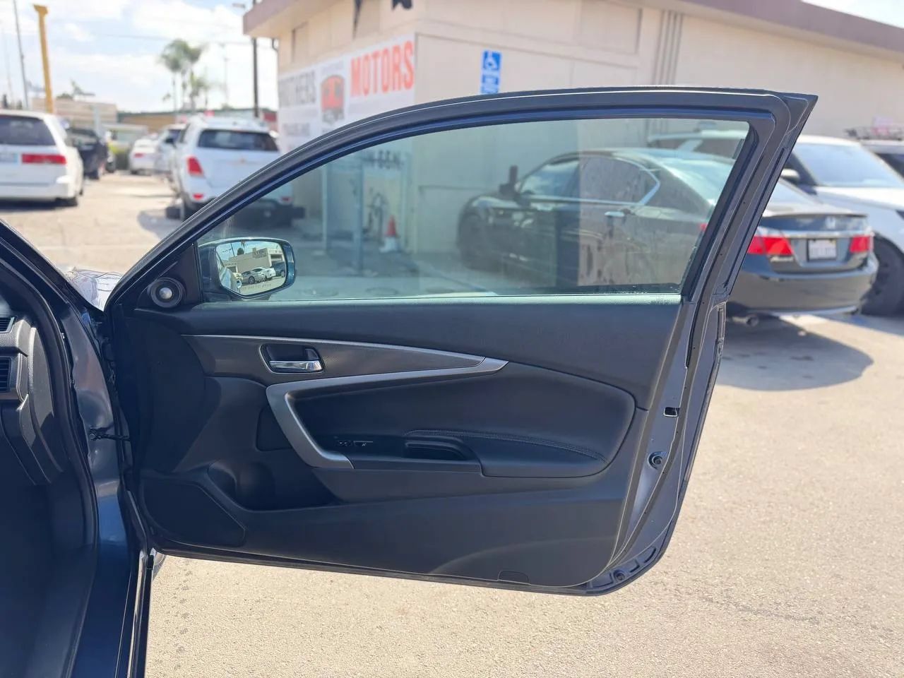 Used 2017 Honda Accord EX-L image 29