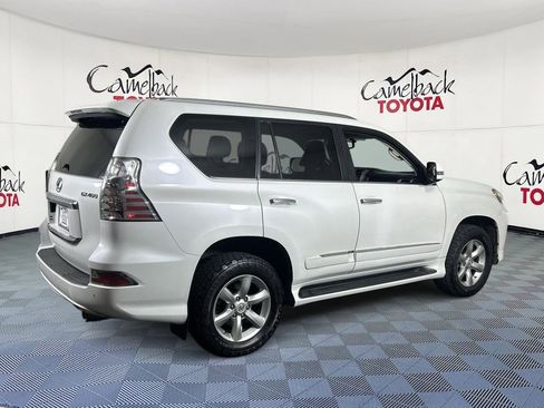 Used 2018 Lexus GX 460 w/ Navigation Package image 7