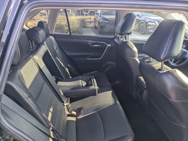 Used 2023 Toyota RAV4 Limited AWD/4WD image 30