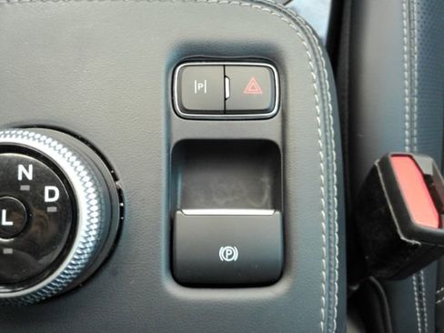 Used 2021 Ford Mustang Mach-E Premium image 48