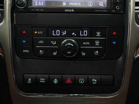 Used 2013 Jeep Grand Cherokee Overland AWD/4WD image 25