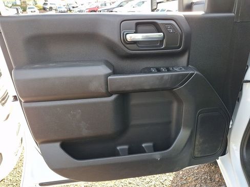 Used 2024 GMC Sierra 2500 Pro w/ Convenience Package image 13