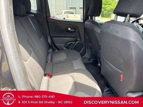 Used 2020 Jeep Renegade Trailhawk image 42