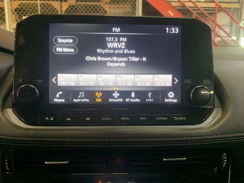 Used 2023 Nissan Rogue SL w/ SL Premium Package AWD/4WD image 23
