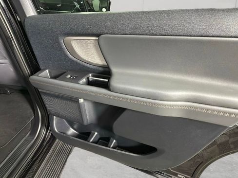 Used 2025 Ford Expedition Max Active RWD image 30