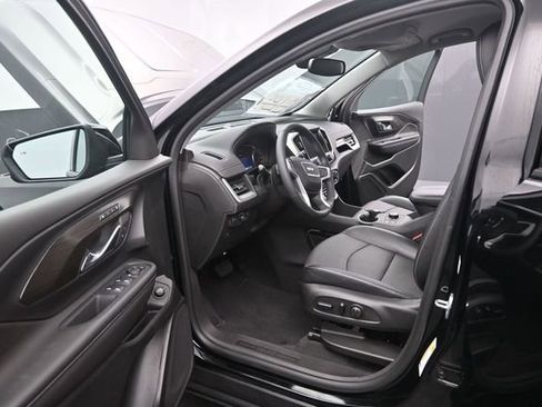Used 2024 GMC Terrain SLT FWD image 9