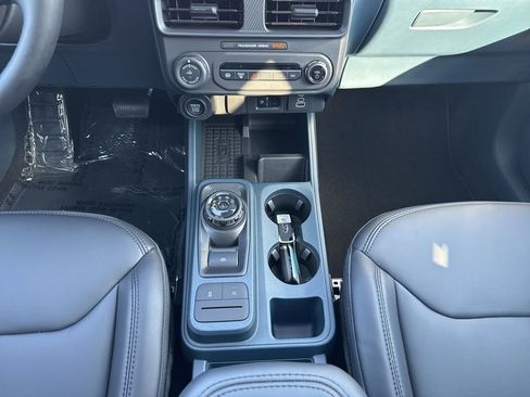 New 2025 Ford Maverick Lariat w/ Black Appearance Package image 30