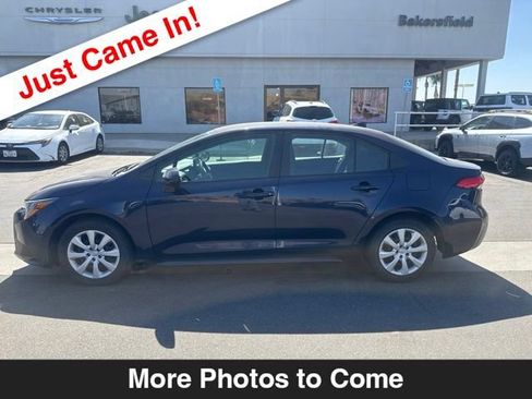 Used 2024 Toyota Corolla LE FWD image 2