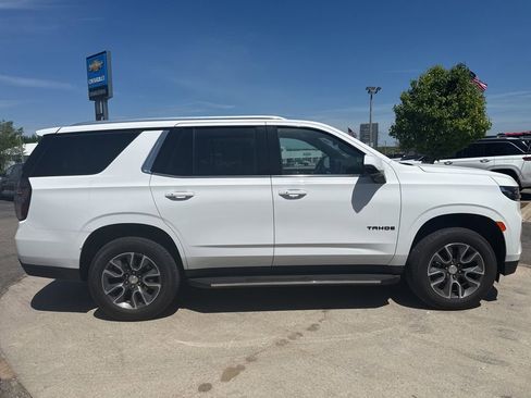 Used 2023 Chevrolet Tahoe LT w/ LT Signature Package AWD/4WD image 4