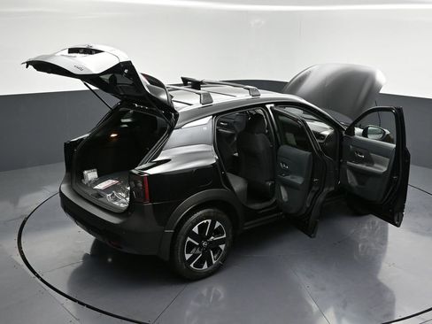 New 2026 Nissan Kicks SV w/ Cold Weather Package AWD/4WD image 30