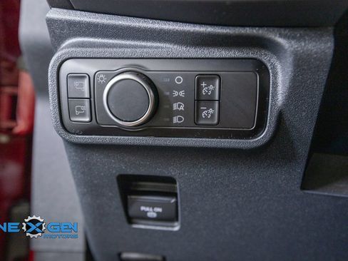 Used 2025 Ford Bronco Badlands AWD/4WD image 13