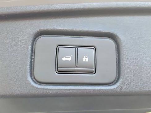New 2026 Nissan Pathfinder Platinum w/ Lighting Package AWD/4WD image 33