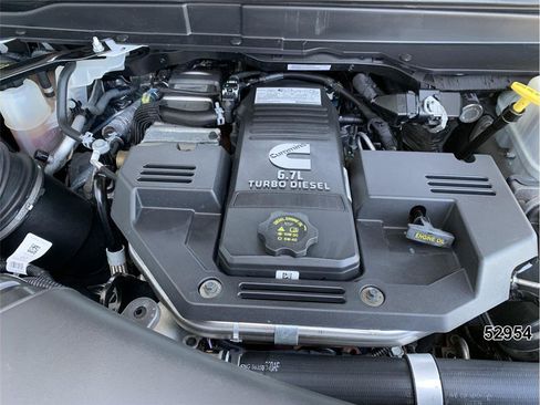 Used 2023 RAM 5500 Tradesman w/ Chrome Appearance Group AWD/4WD image 12
