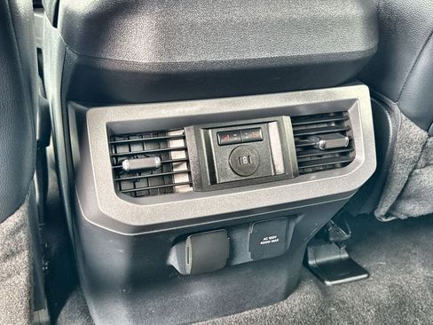 Used 2024 Ford F250 Lariat w/ Black Appearance Package AWD/4WD image 28