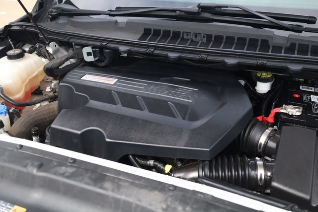 Used 2019 Ford Edge ST w/ Convenience Package AWD/4WD image 9
