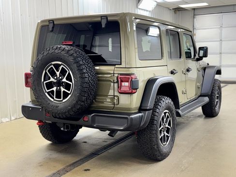 Used 2025 Jeep Wrangler Unlimited Rubicon image 5