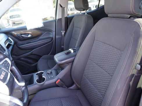 Used 2019 GMC Terrain SLE w/ Driver Convenience Package FWD image 21