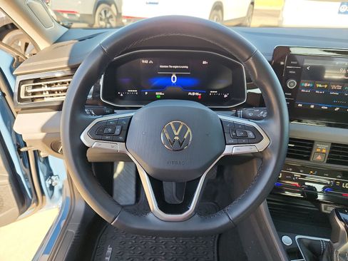 Certified 2026 Volkswagen Jetta SE FWD image 16