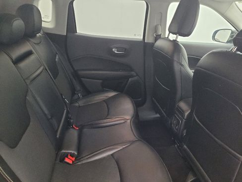 Used 2019 Jeep Compass Latitude w/ Popular Equipment Group image 19