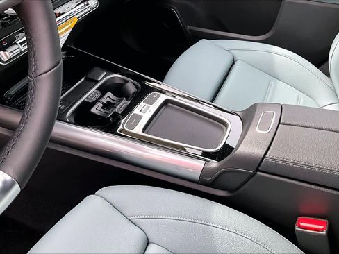 New 2026 Mercedes-Benz GLA 250 4MATIC image 11