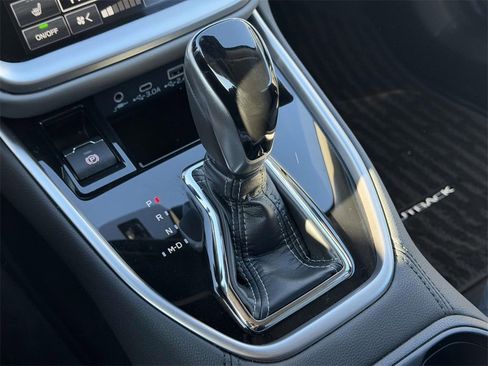 Used 2025 Subaru Outback Premium image 25