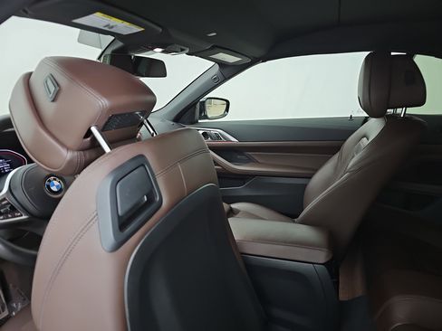 Used 2023 BMW 430i xDrive Convertible w/ M Sport Package image 11