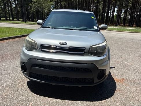 Used 2018 Kia Soul FWD image 8