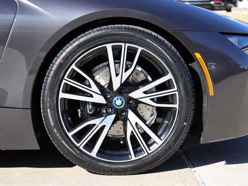 Used 2019 BMW i8 Roadster image 85