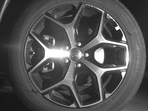 Used 2025 Jeep Compass Limited image 12