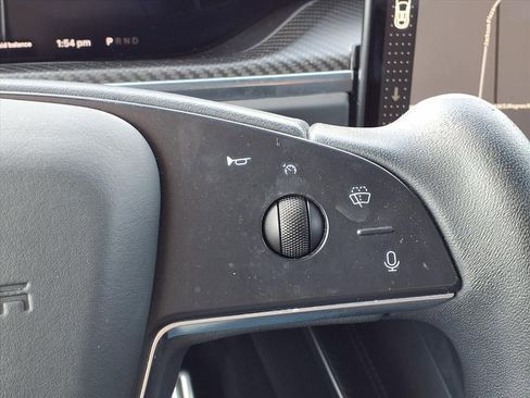 Used 2022 Tesla Model X Plaid image 26