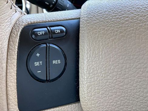 Used 2006 Ford Explorer XLT image 20