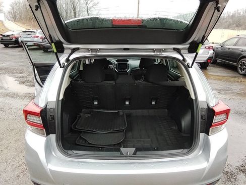 Used 2021 Subaru Impreza 2.0i Premium image 12