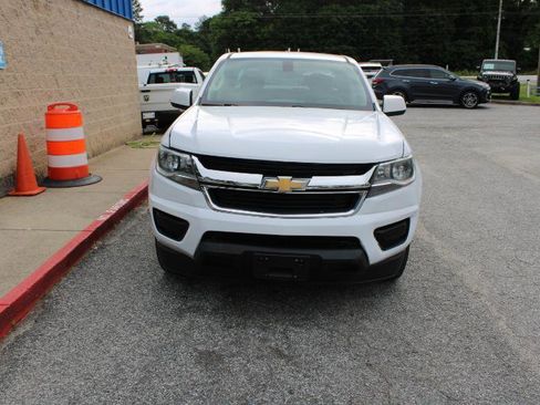 Used 2020 Chevrolet Colorado LT RWD image 2