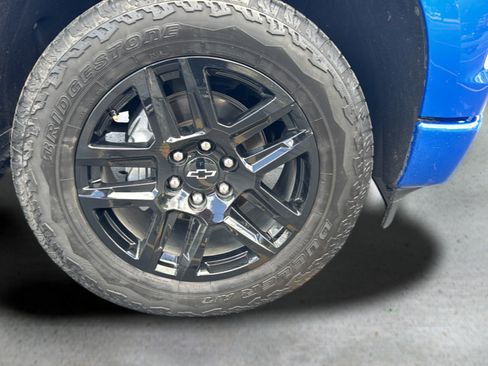 Used 2025 Chevrolet Silverado 1500 Custom w/ Turbomax Blackout Package RWD image 20