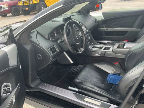 Used 2015 Aston Martin DB9 Volante RWD image 9
