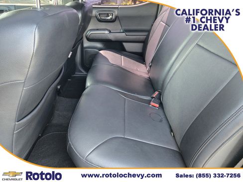 Used 2017 Toyota Tacoma TRD Sport RWD image 17