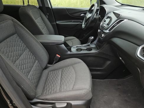 Used 2019 Chevrolet Equinox LT w/ Sun & Navigation Package FWD image 26