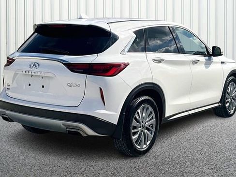 Used 2023 INFINITI QX50 Pure AWD/4WD image 12