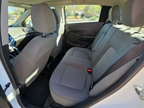 Used 2020 Chevrolet Sonic LT image 17