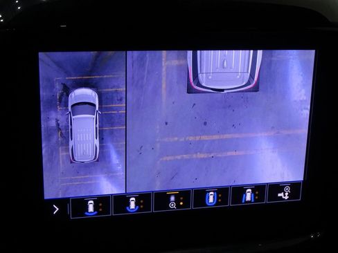 Used 2020 Chevrolet Traverse Premier image 14