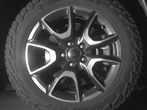 Used 2025 Jeep Compass Trailhawk AWD/4WD image 13