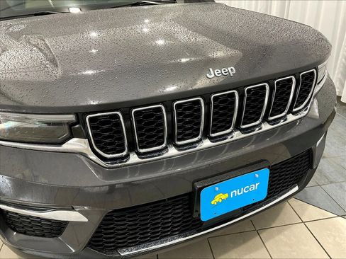 Used 2023 Jeep Grand Cherokee 4WD 4xe image 32