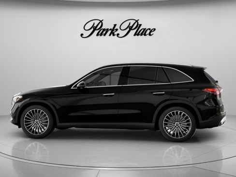 Used 2026 Mercedes-Benz GLC 300 4MATIC image 8