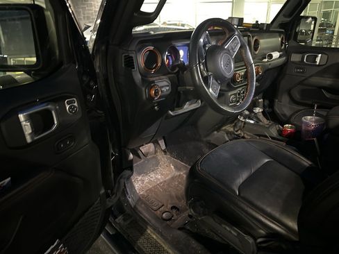 Used 2022 Jeep Gladiator Mojave w/ LED Lighting Group image 3