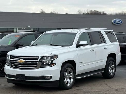 Used 2017 Chevrolet Tahoe Premier AWD/4WD image 37